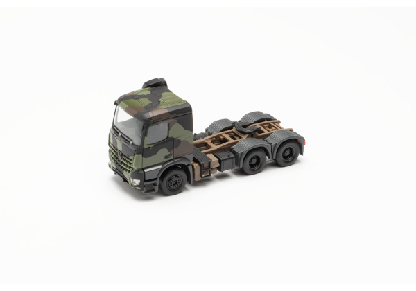 Herpa 747028 MB Arocs 6x4 ZM BW flecktarn