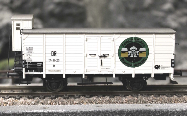 Brawa 50769 Gedeckter Güterwagen [P] Feldschlößchen Dresden DR