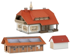 Faller 130583 Bauernhaus mit Stallung und Garage