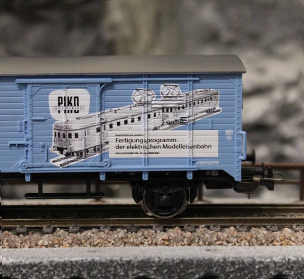 Piko 24502 Gedeckter Güterwagen G02 VEB PIKO DR