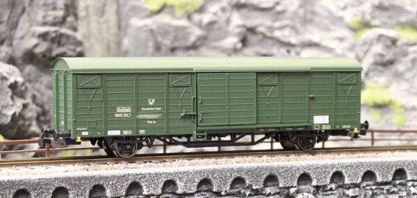 Piko 24504 Gedeckter Güterwagen Post aa DR
