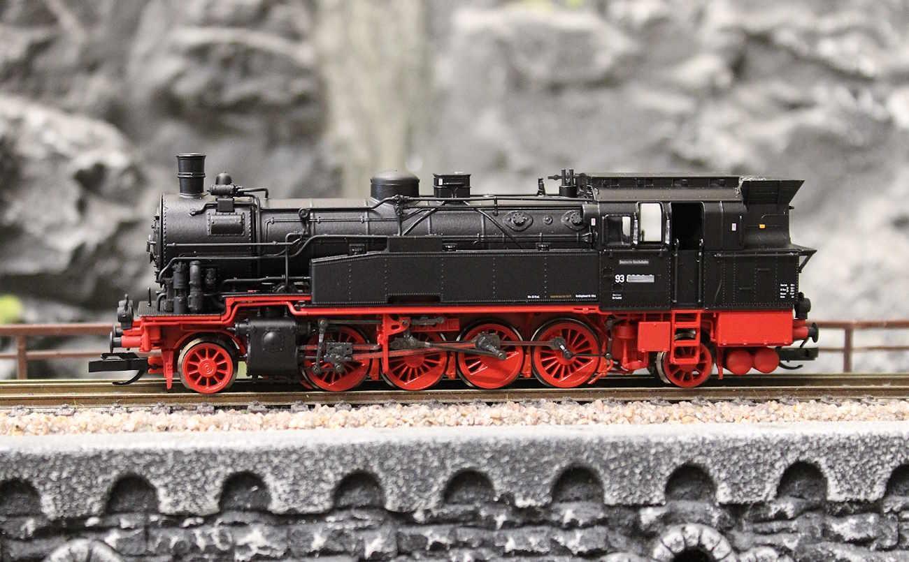 Piko 47133 Dampflokomotive BR 93 DR - Sound Version