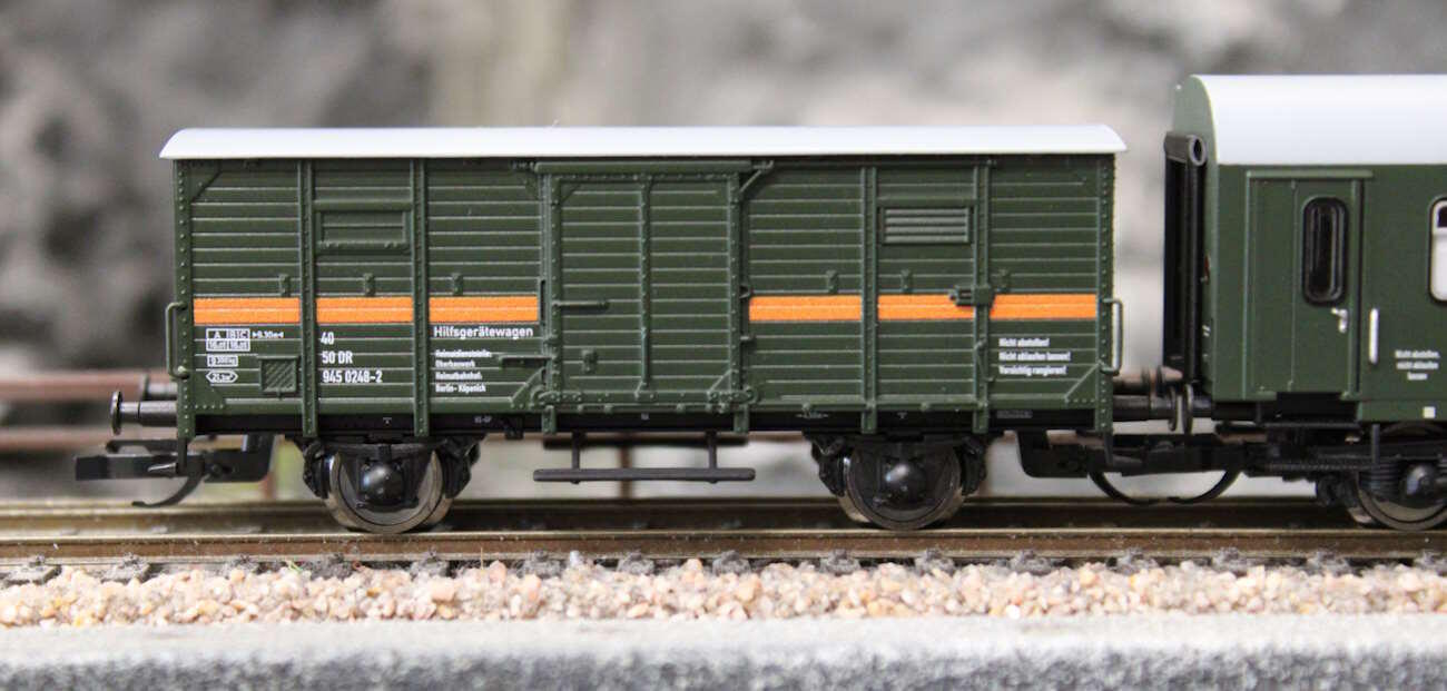 Piko 47680 2-teiliger Set Oberbaumesszug DR