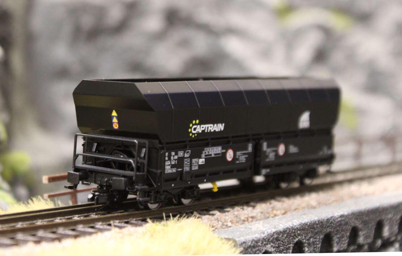 Piko 47749 Schüttgutwagen Captrain