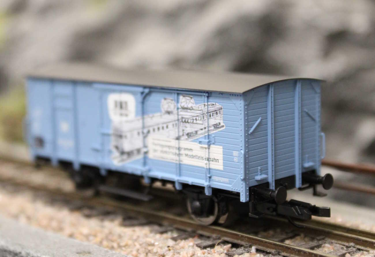 Piko 47777 Gedeckter Güterwagen G02 VEB PIKO DR