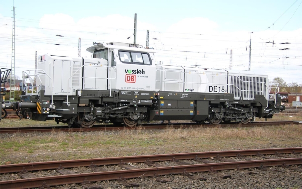 Rivarossi HR2920 DB/NorthRail, Diesellokomotive Vossloh DE 18, in hellgrauer Farbgebung, Ep. VI