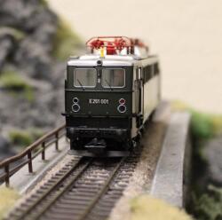 Rivarossi HR2941S Elektrolokomotive E251 001 DR - Sound Version