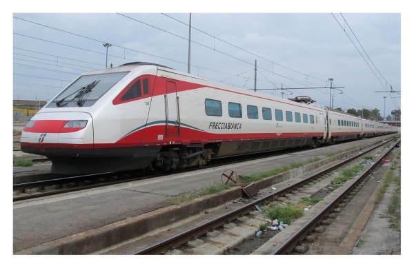 Rivarossi HR3024 FS, 5-tlg. Set Zwischenwagen für Hochgeschwindigkeitszug mit Neigetechnik der Reihe ETR 460 „Frecciabianca“, Ep. VI