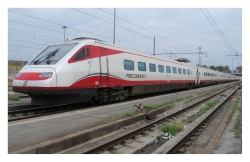 Rivarossi HR3024 FS, 5-tlg. Set Zwischenwagen für...