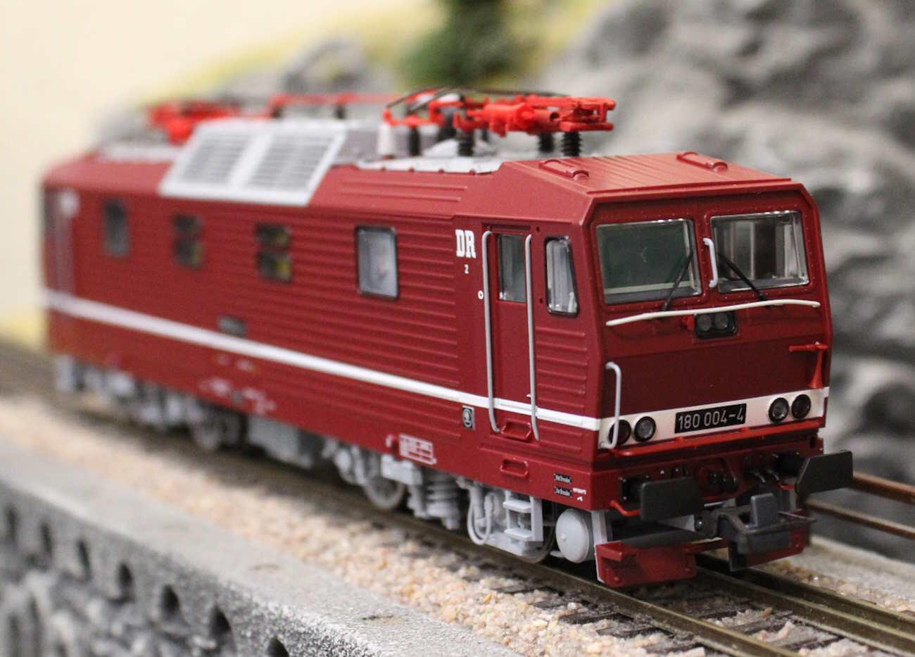 Roco 7500052 Elektrolokomotive BR 180 004-4, DR