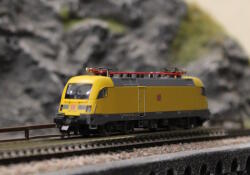 Fleischmann 7560026 Elektrolokomotive 182 536 der DB Netz AG.