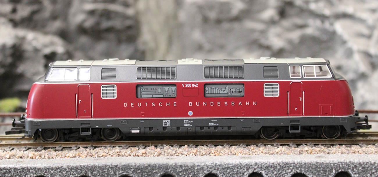 Tillig 02508 Diesellokomotive V200.0 der DB