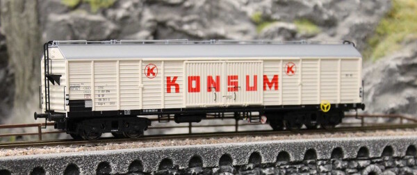 Brawa 50412  Gedeckter Güterwagen Gags-v "Konsum" DR