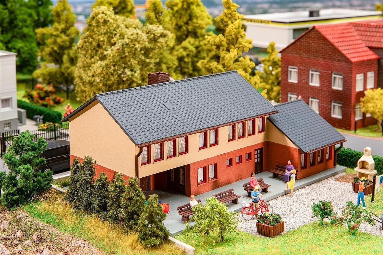 Faller 131319 Gemeindehaus