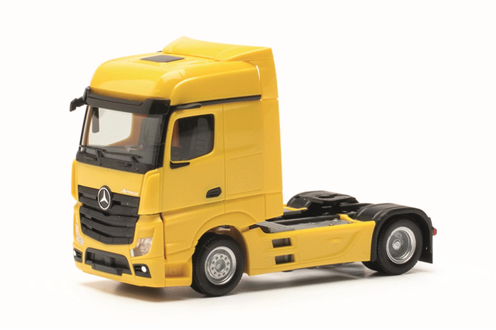 Herpa 309189-004 Mercedes-Benz Actros Bigspace 18 Solozugmaschine 2achs, rapsgelb