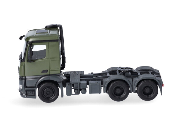 Herpa 747066 Mercedes-Benz Arocs M Solozugmaschine 3-achs