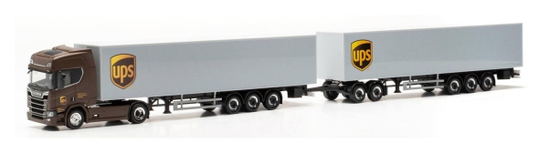 Herpa 317009 Scania CR 20 HD mit zwei Koffer-Aufliegern "UPS Spanien" (Spanien/Madrid)