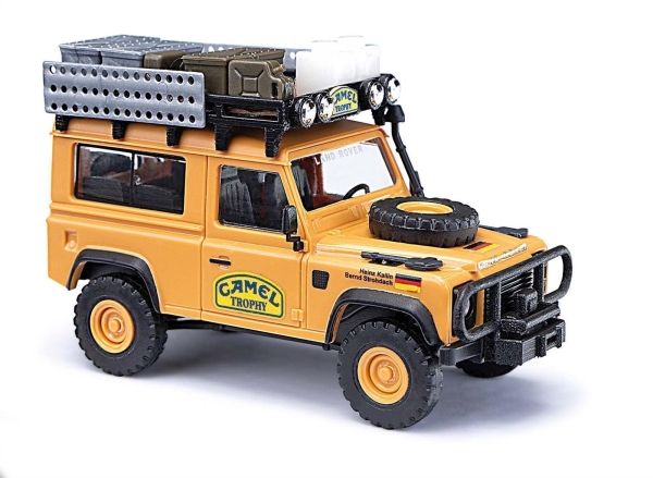 Busch 54311 Rover Defender 90, Camel Trop