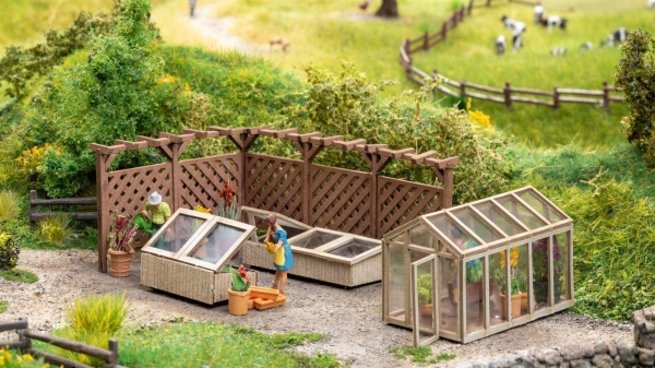 Noch 66805 Laser-Cut Deko-Set "Im Garten"