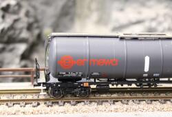 Igra Modell 96200026 Kesselwagen Zacns 88 -ermewa-