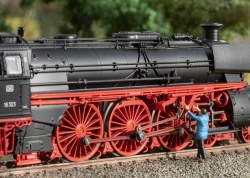 Trix 25323 Dampflokomotive BR 18 323 DB - Sound Version