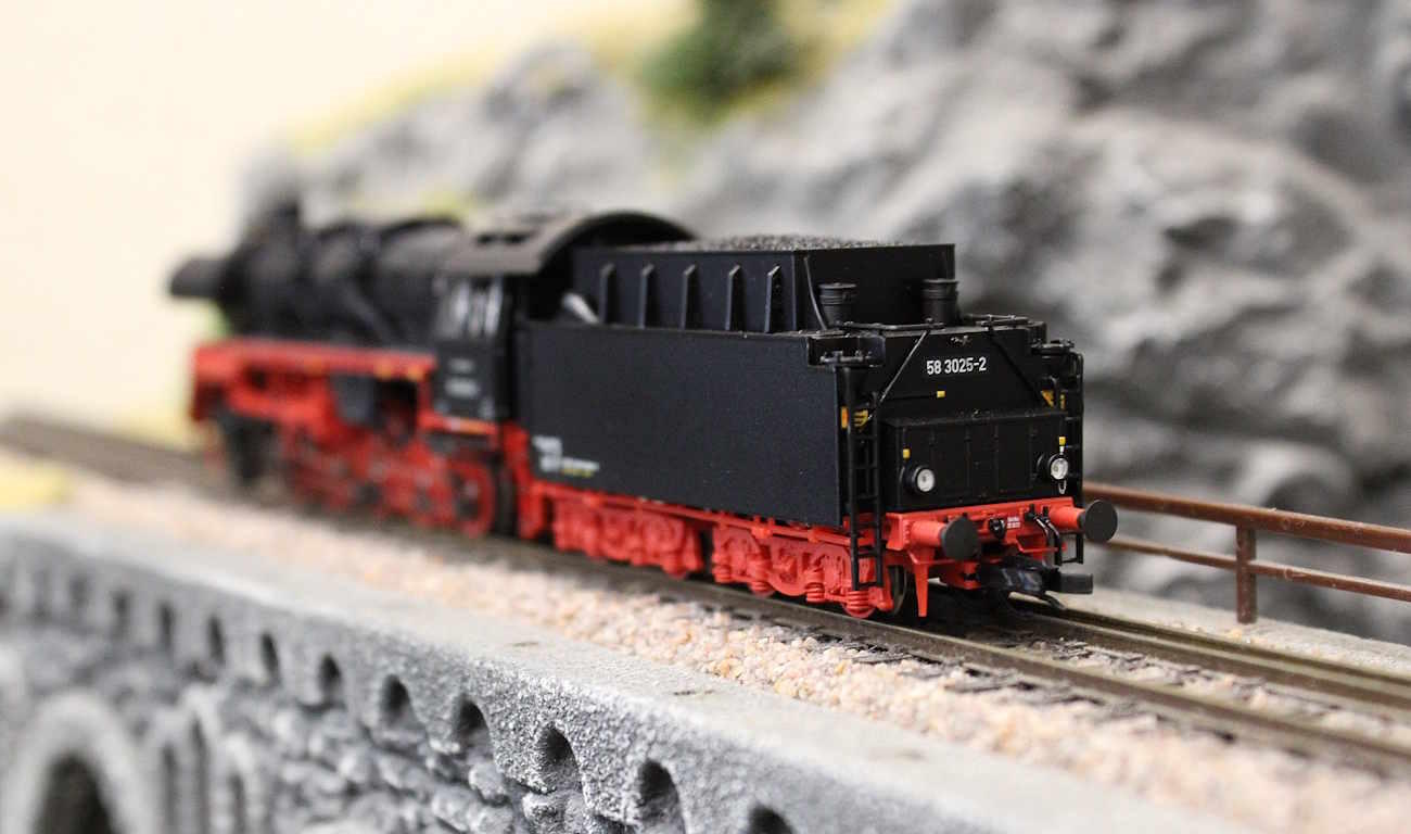 Saxonia 120107 Schlepptenderlokomotive BR 58 mit T34 Tender DR - Epoche IV
