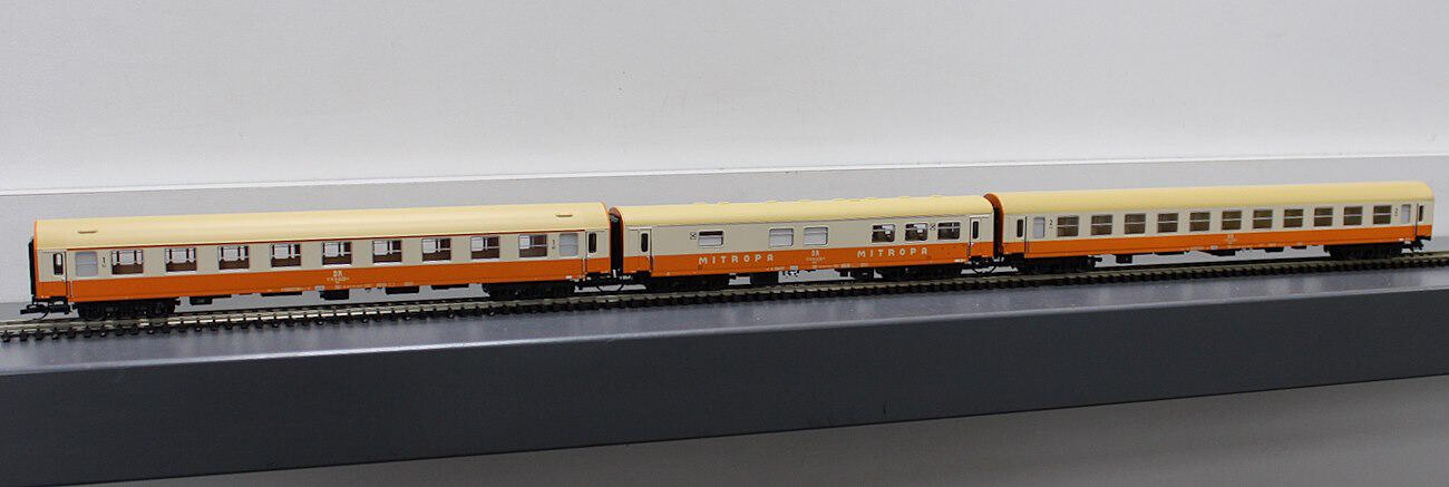 Tillig 01805 Reisezugwagenset „Städteexpress“ der DR