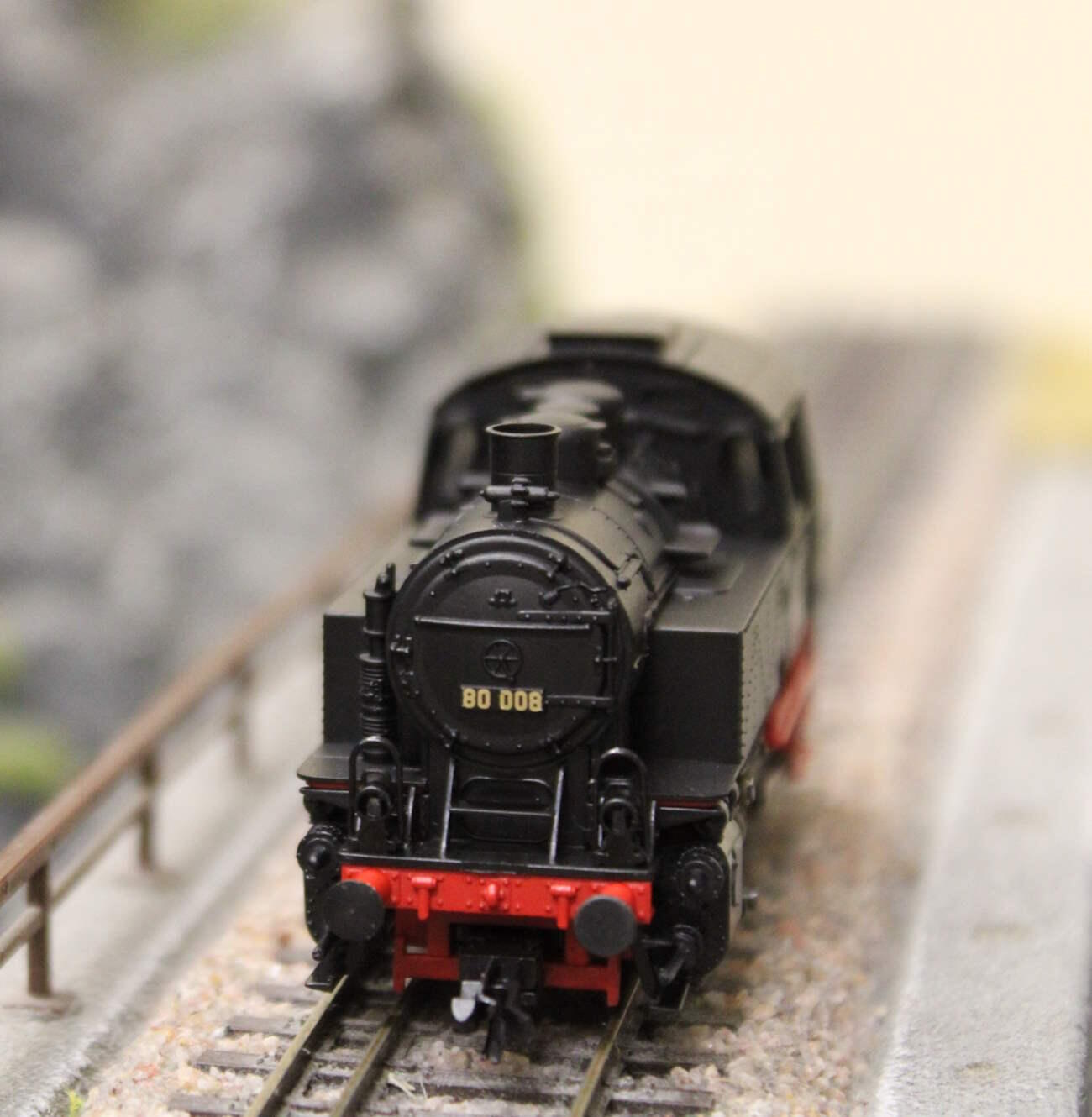 Roco 7180007 Dampflokomotive BR 80 008 DRB