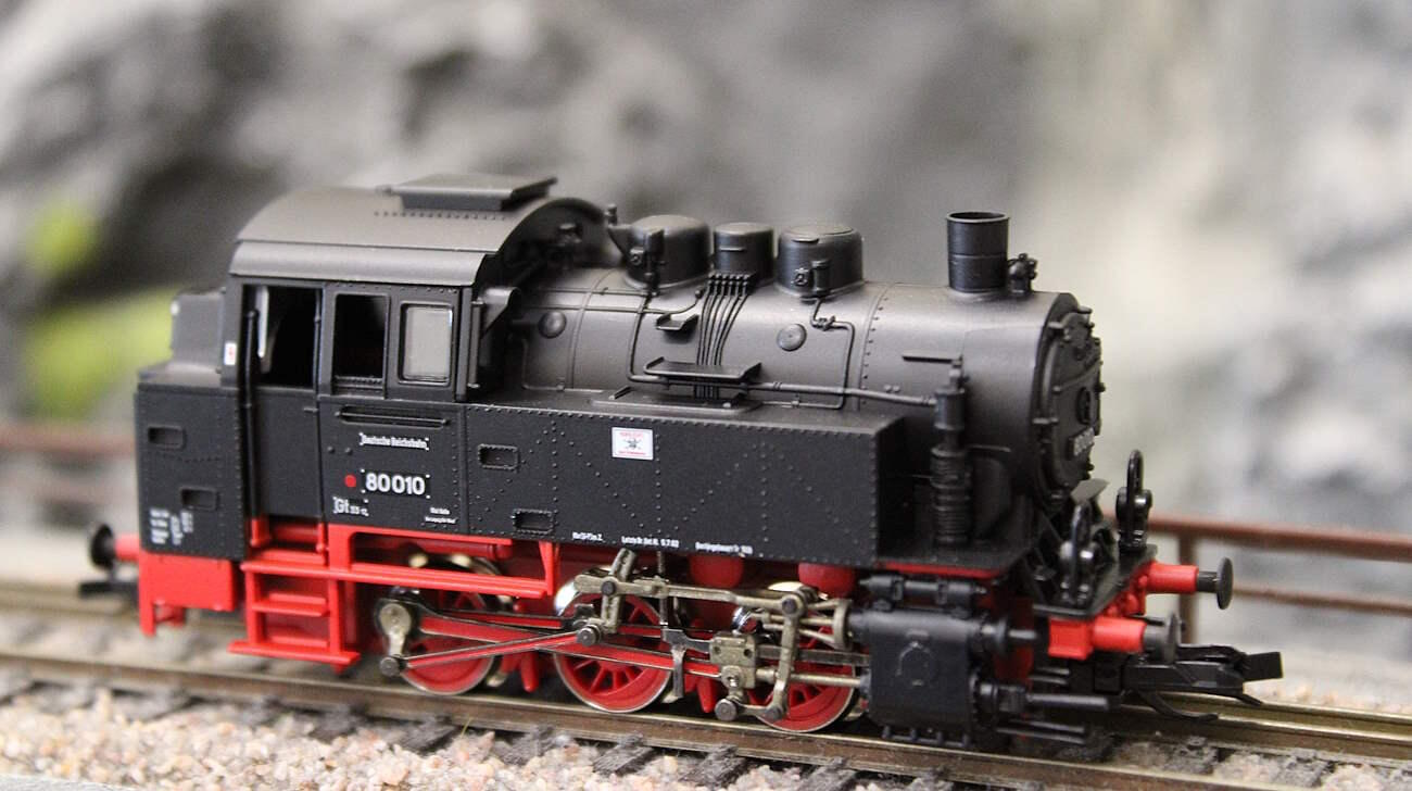 Roco 7180008 Dampflokomotive BR 80 010 DR