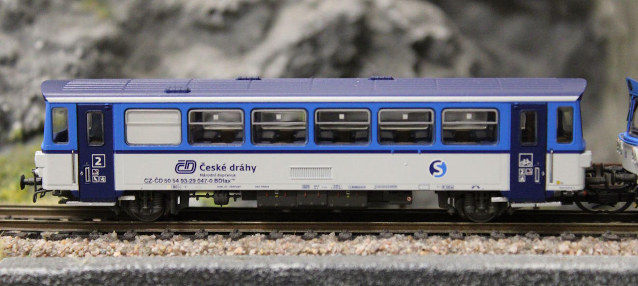 Roco 7790004 Dieseltriebwagen 810 472-1 mit Beiwagen CD - Sound Version