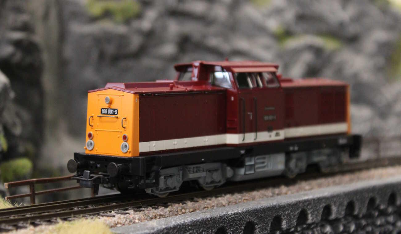 Roco 70817 Diesellokomotive BR 108 DR
