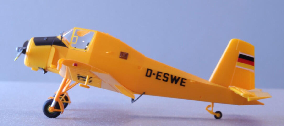 Kres 3377 Agrarflugzeug Z-37A, Kennung D-ESWE