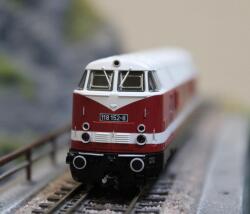 Piko 47285 TT Diesellokomotive BR 118 FDJ DR