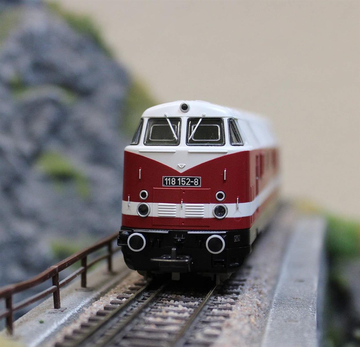 Piko 52996 H0 Diesellokomotive BR 118 FDJ DR - Sound Version