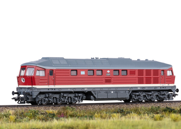 Trix T22407 H0 Diesellokomotive BR 132 DR - Sound Version & Rauch