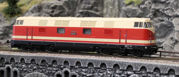 Roco 7300060 H0 Diesellokomotive BR  118 210-4 DR