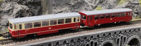 Roco 7700013 H0 Dieseltriebwagen 174 001-8 mit Beiwagen DR