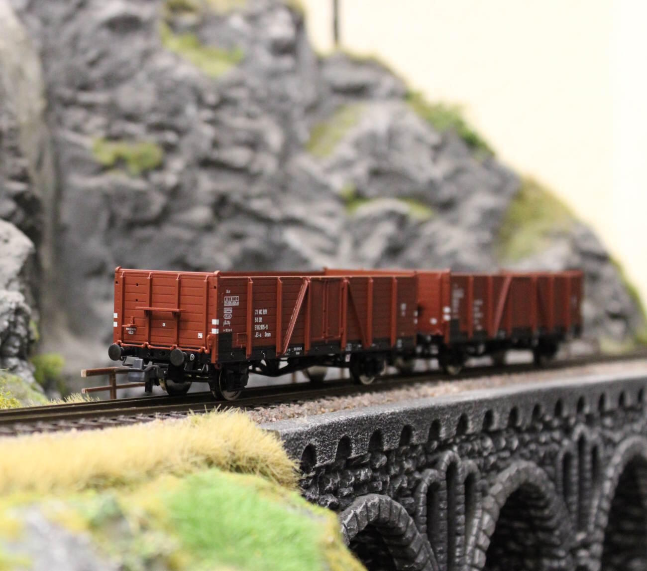 Roco 6600194 H0 2-teiliger Set: Offene Güterwagen DR
