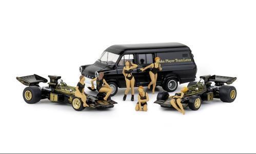 Brekina 22889  Set "Lotus 72" mit 2 Formel1-Autos, 6 PR-Girls und Transporter