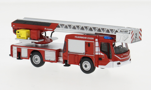 Brekina PCX871075  Magirus M32L-AS der Feuerwehr Essen, klassisches Design