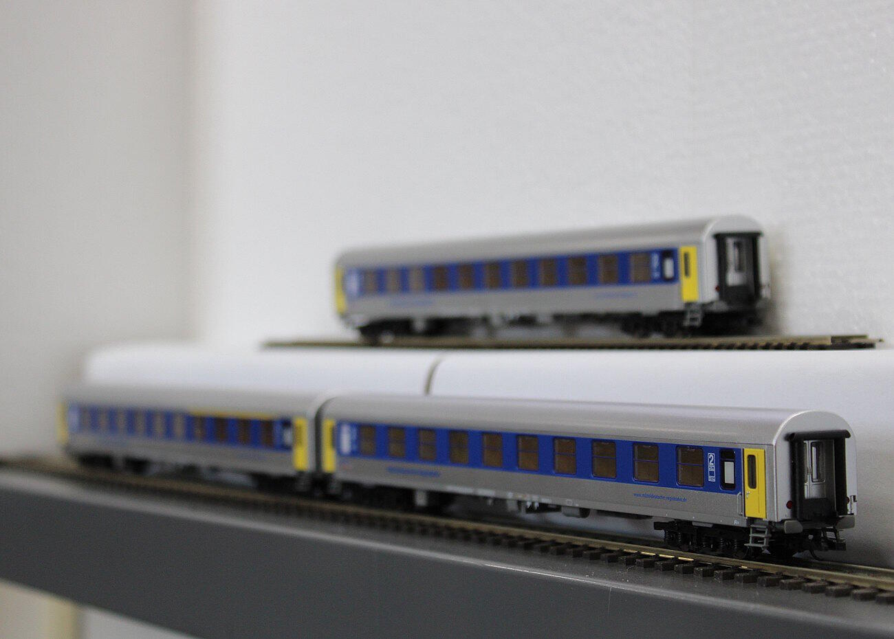 Tillig 01097 TT Reisezugwagenset der Mitteldeutschen Regiobahn
