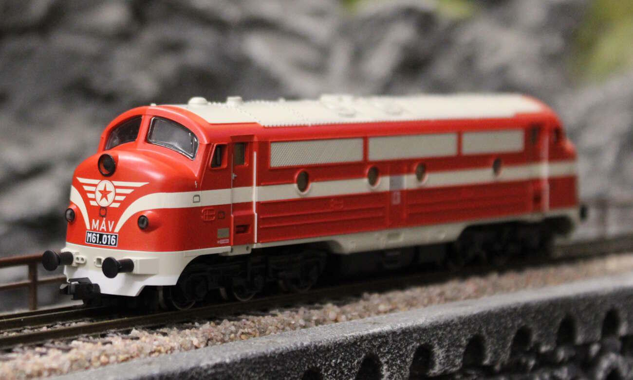 Tillig 04546 TT Diesellokomotive Reihe M 61 der MAV