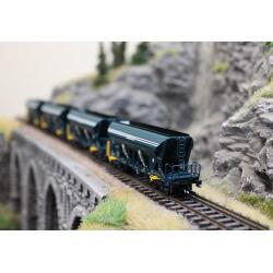 Tillig 01094 TT Güterzugset Sandtransport der Enercon GmbH, bestehend aus einer Elektrolokomotive BR 193 und vier Selbstentladewagen Faccns