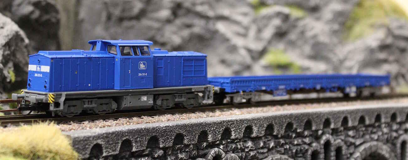 Tillig 01080 TT Güterzugset „HSB-Loküberführung“ der Eisenbahn-Bau- und Betriebsgesellschaft Pressnitztalbahn mbH (PRESS)