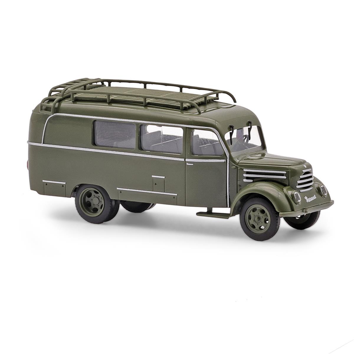 Busch 51855 H0 Robur Garant K 30 Kombiwagen,	NVA