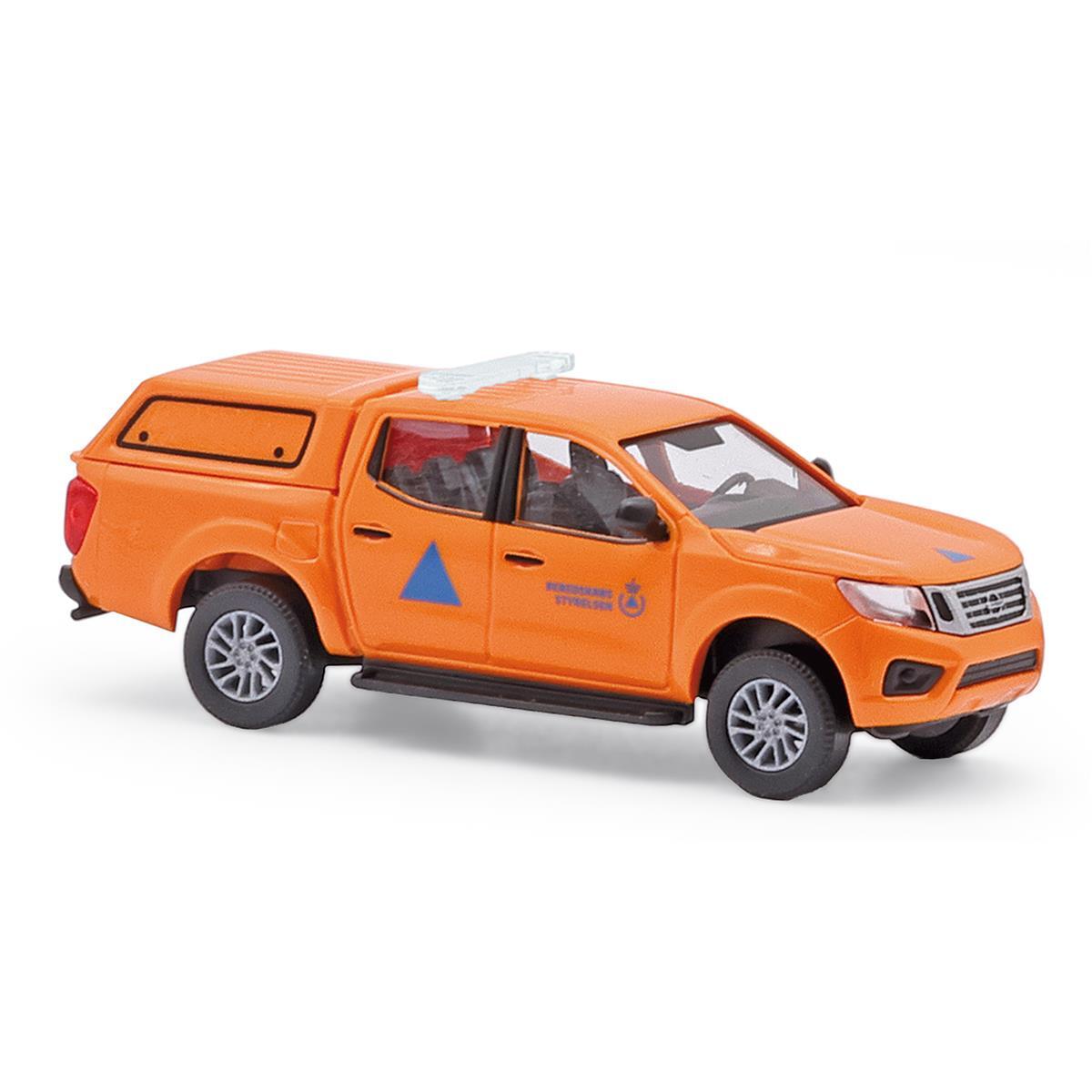 Busch 53725 H0 Nissan Navara mit Hardtop THW Dänemark