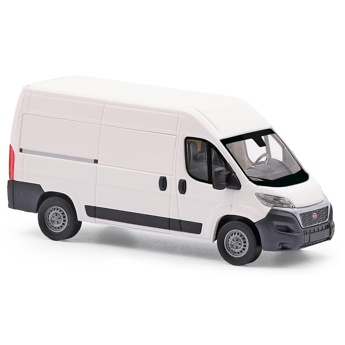 Busch 54600 H0 Fiat Ducato, Weiß