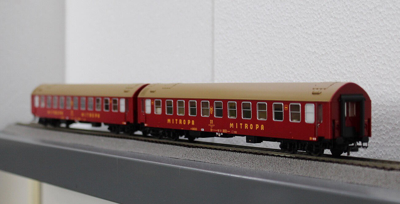 Rivarossi HR4419 H0 2-teiliger Set OSShD-Schlafwagen WLAB DR