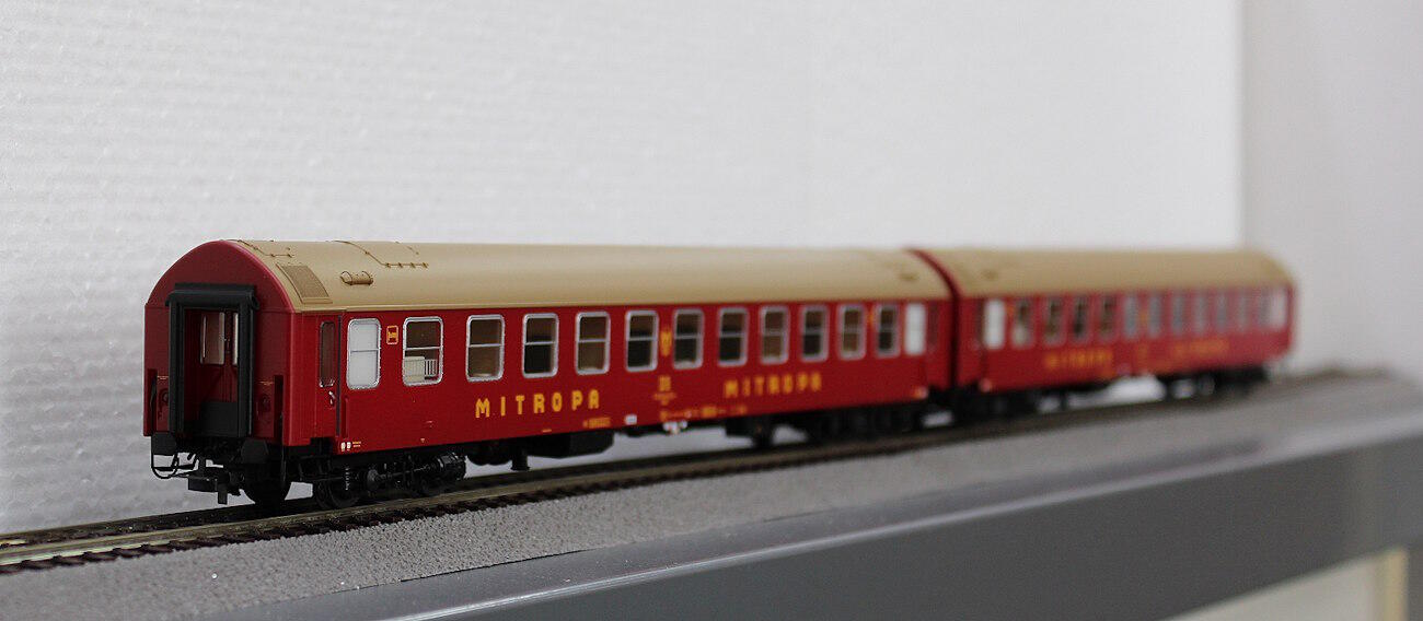 Rivarossi HR4419 H0 2-teiliger Set OSShD-Schlafwagen WLAB DR