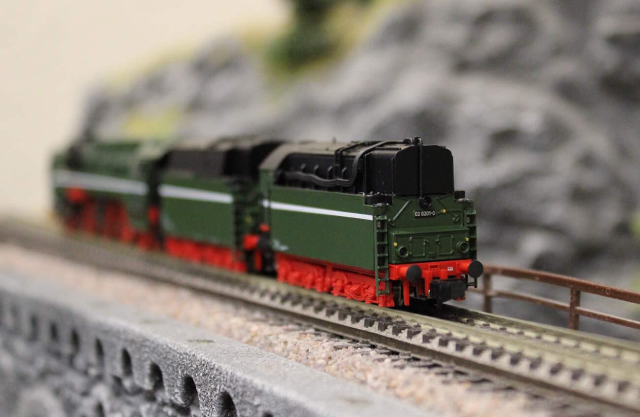 Arnold HN2665 N Dampflokomotive 02 0201-0 der DR